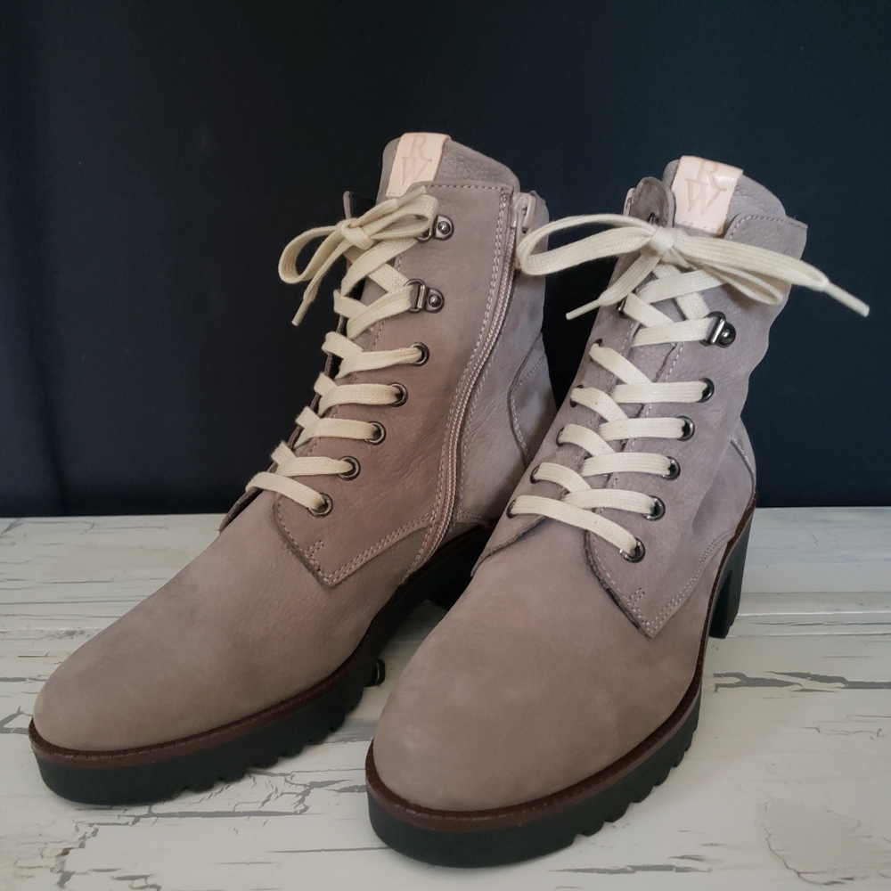 Ron White 'Vandra' Leather Ankle Boots in Khaki - Women's size 7.5-8